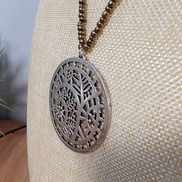 Beaded Necklace with Metal Pendant - Picture 10 of 17